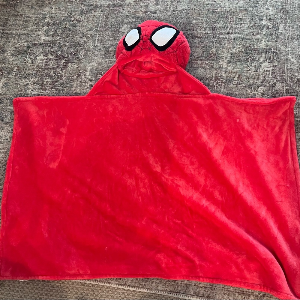 Kids Red Spider Hooded soft blanket